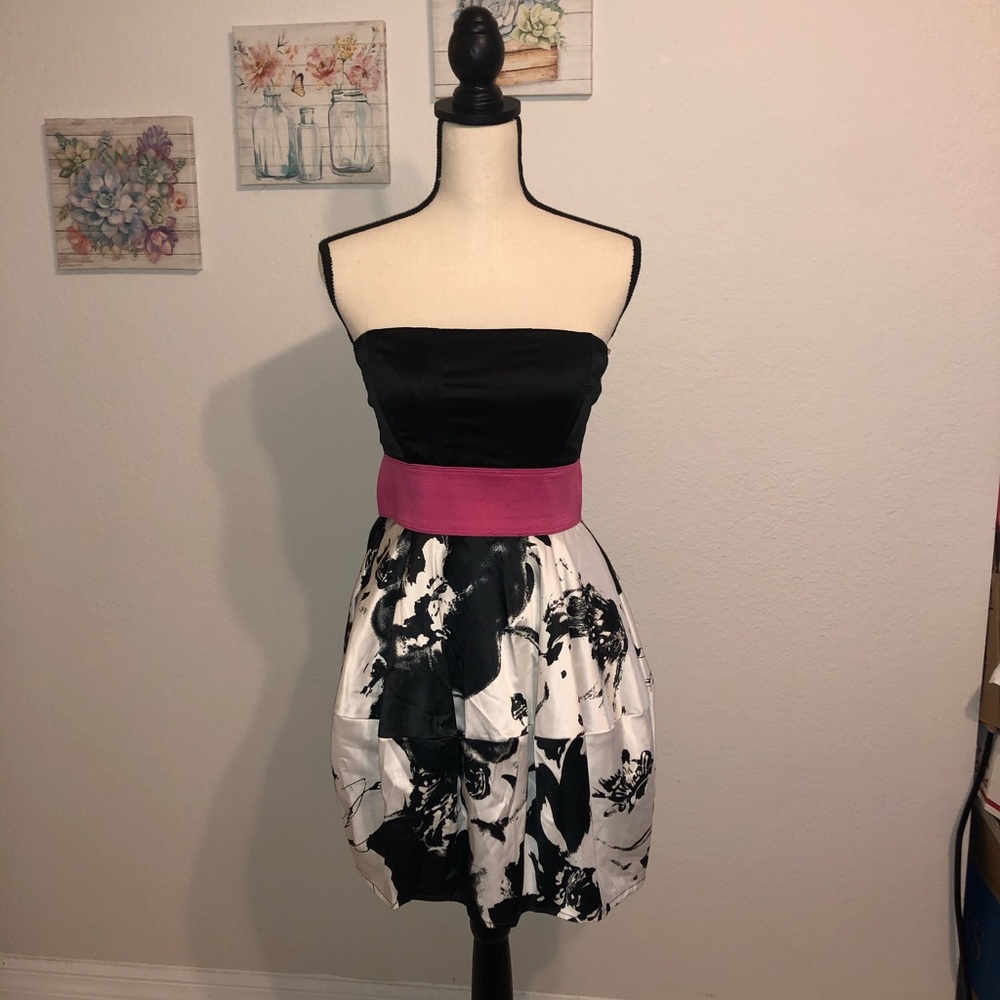 Speechless strapless dress